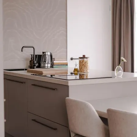2br Penthouse Centre Apartment