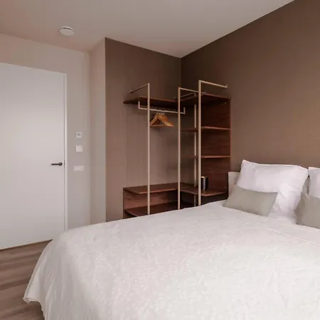 2br Penthouse Centre Apartment *